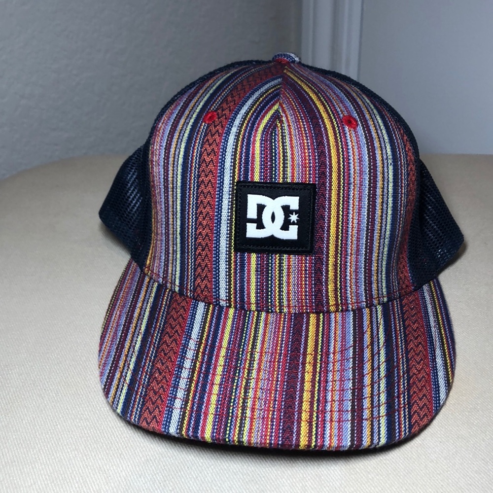 DC Trucker Hat like new